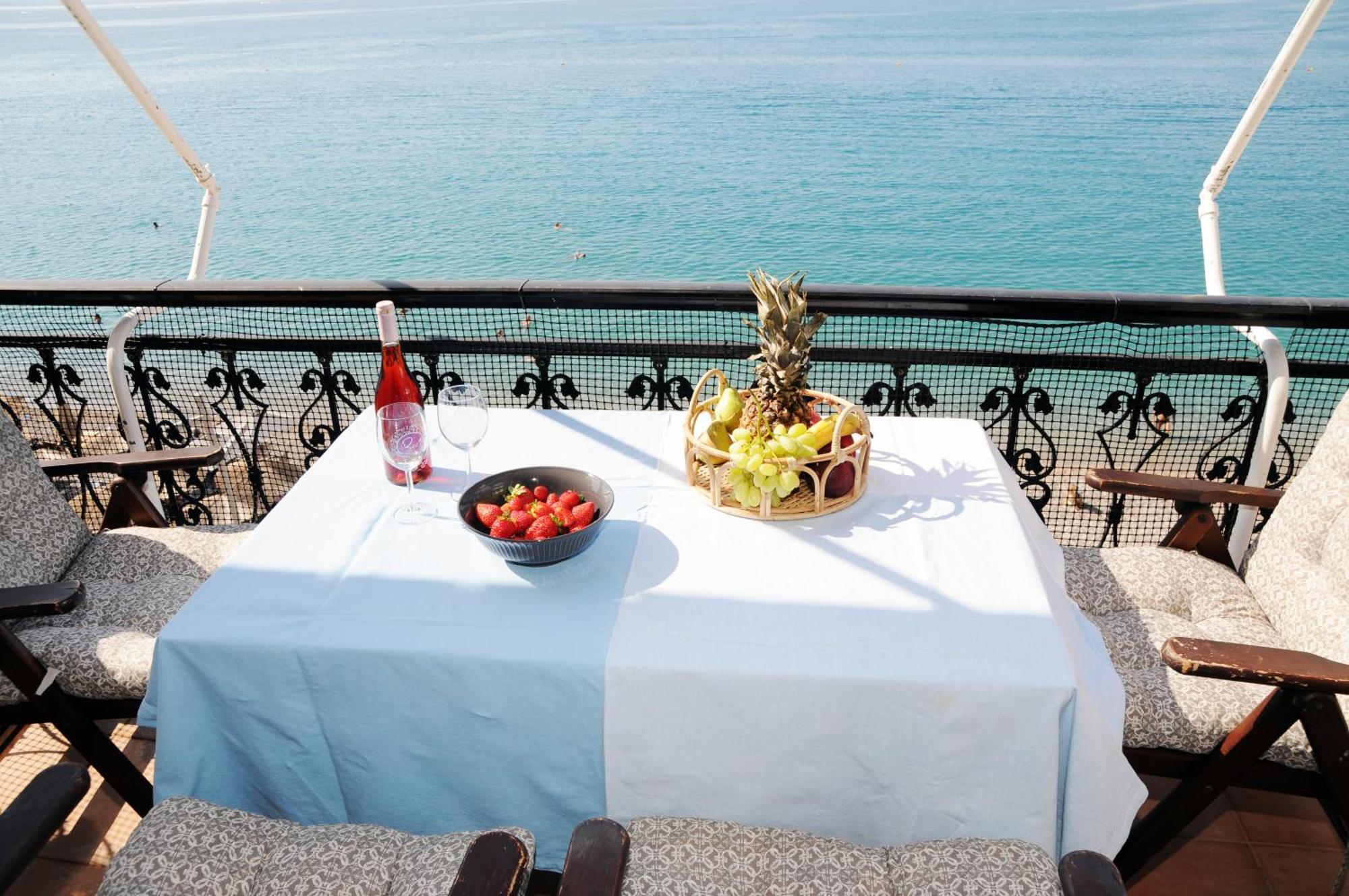 Apartament Amazing By The
